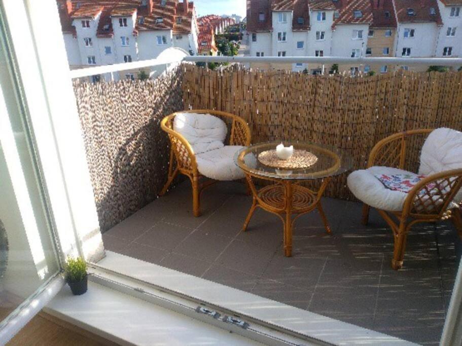Jasne Czyste I Zadbane Mieszkanie Blisko Lotniska Gdansk Ngoại thất bức ảnh